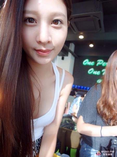 113532mmy8simylbj8olvl.jpg