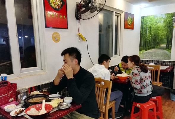 3cb09590965227dbf589619e500c7a7d2524277.jpeg