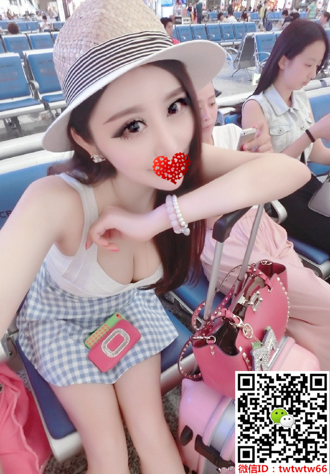7c47ecfcb0fda90e2b9975f95ae8fc1e1bf2aaac2dff3-BkRHC3_fw658.jpg