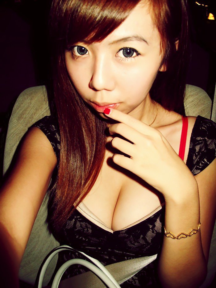 Cherlin Tan Tzia Tzia01.jpg