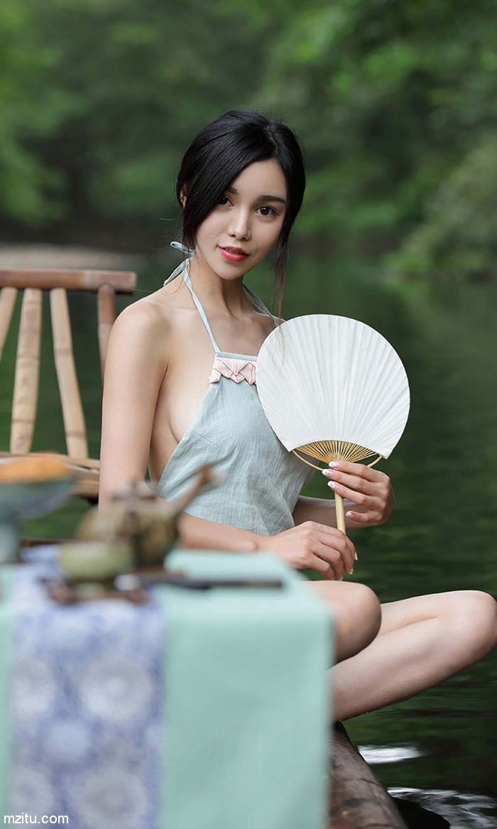 154702er3r5tqzbdbtt3c2.jpg