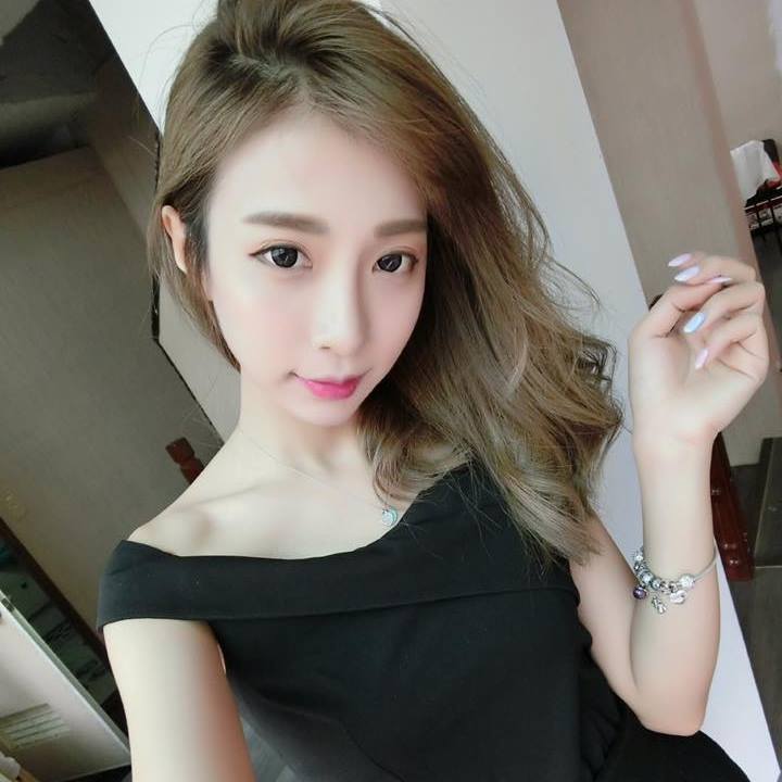 美女視訊主播 Mi Chi美千