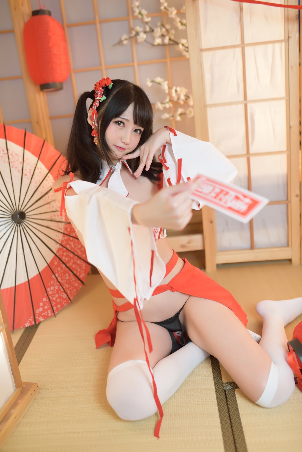 RED_0947.jpg