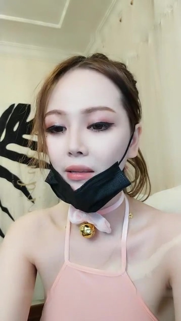 STP13274 粉色肚兜高颜值白皙美乳妹子道具自慰 黑丝高跟鞋道具双洞齐插非常诱人 很是.jpg