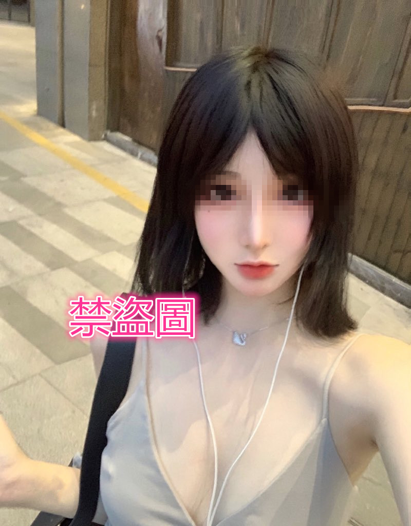 EeQ5z1fUcAQPD85_副本.jpg