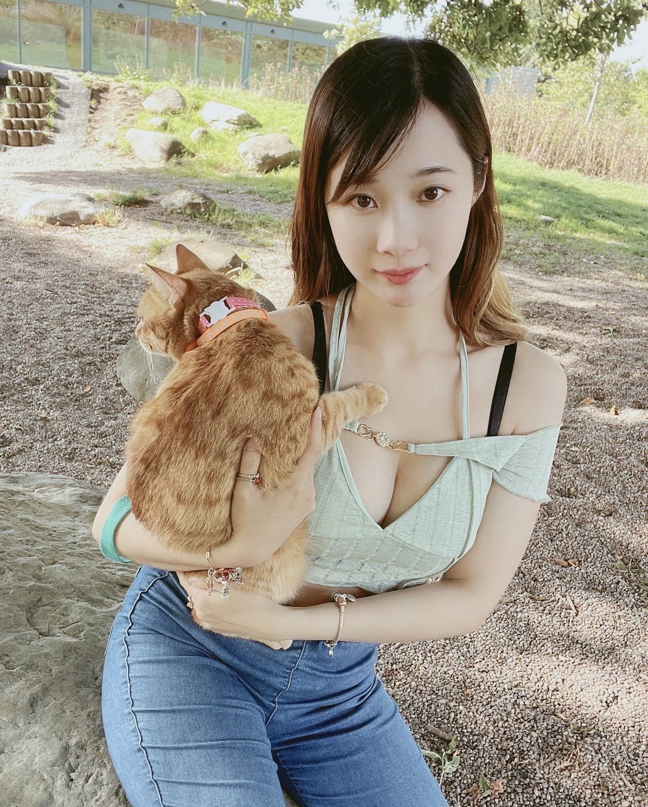 05.jpg