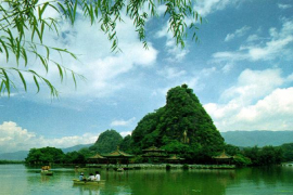 七星岩