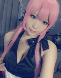 日本的美少女coserうに子